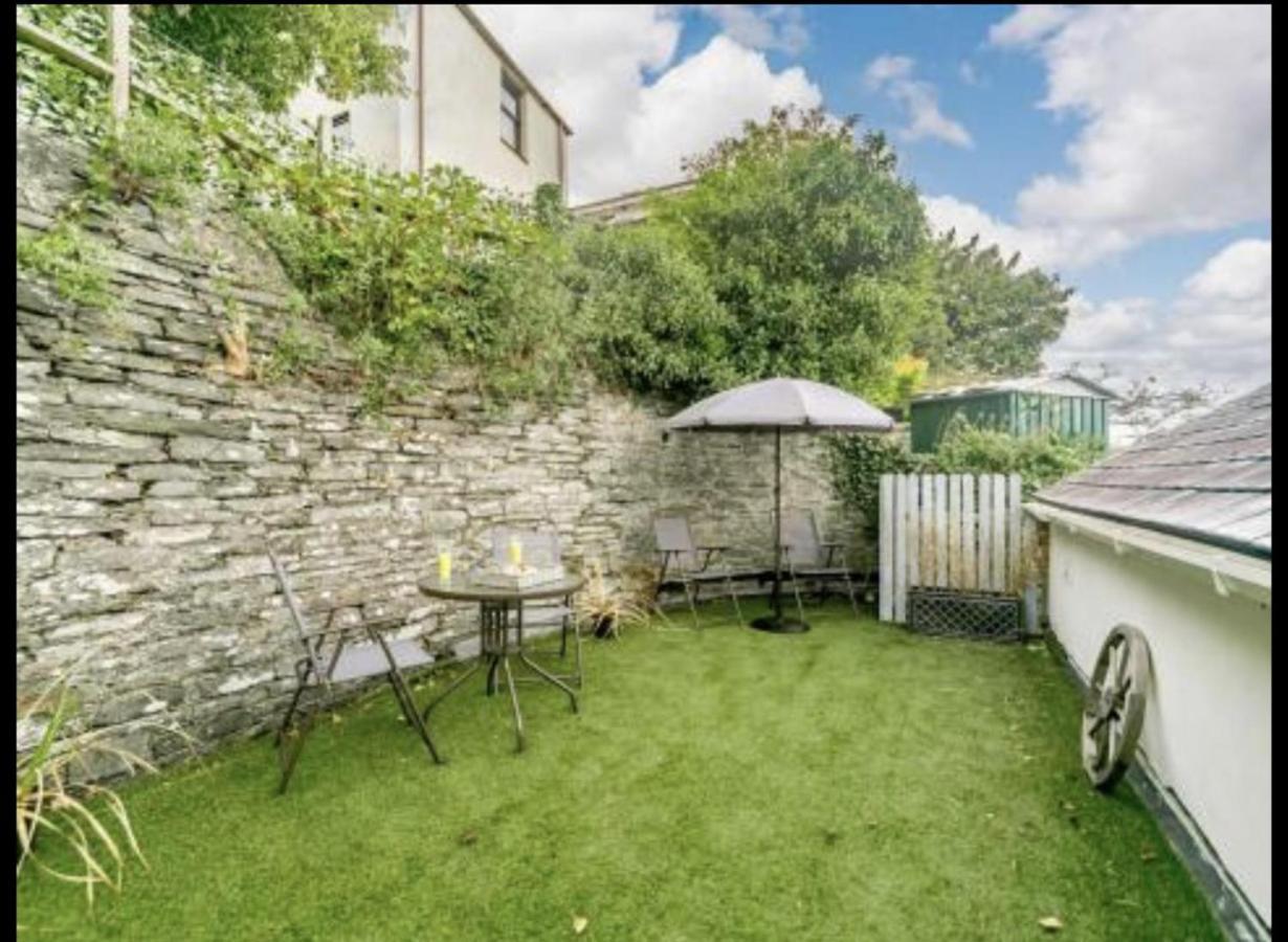 Charming 2-Bed Cottage In Wadebridge Cornwall Exterior photo